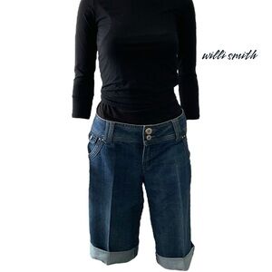 WILLi Smith Blue Denim Capri Cupped Jean Short‎ Pocket Belt Loop Zipper SZ 8